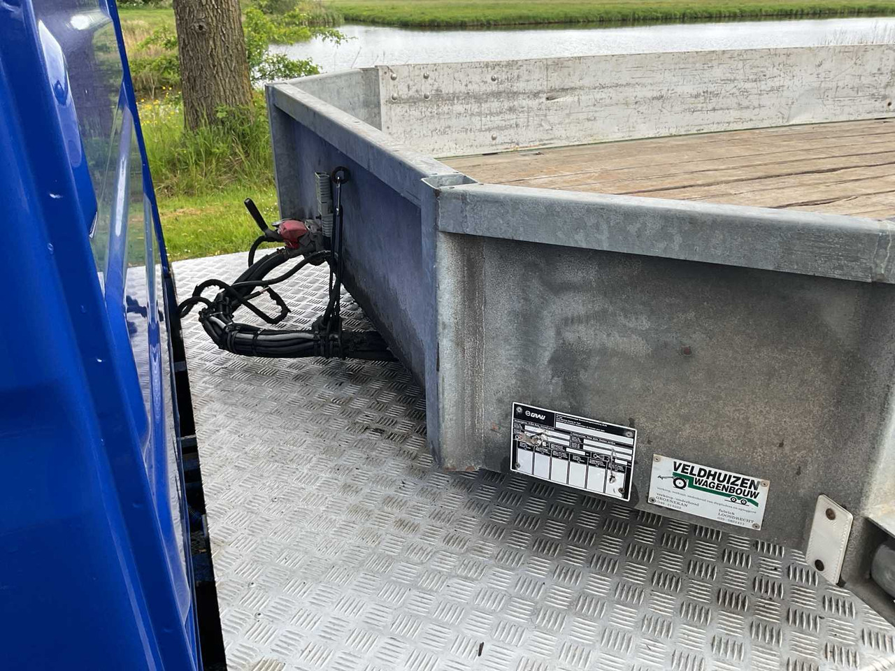 Komercauto 2001 - IVECO - DAILY - 40C13 300 - COMMERCIAL VEHICLE/BE-COMBINATION: foto 9