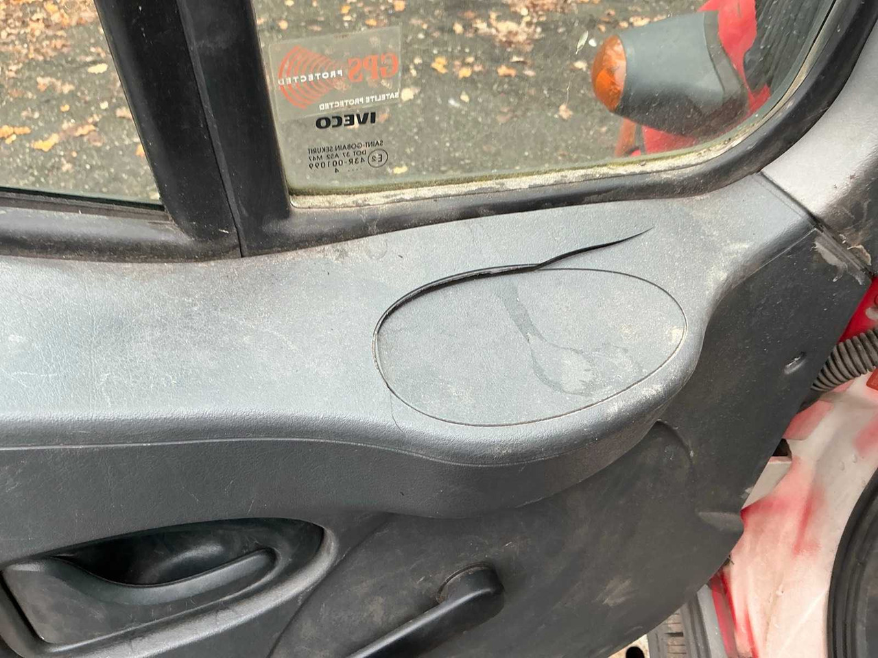 Komercauto 2004 IVECO DAILY COMMERCIAL VEHICLE: foto 14