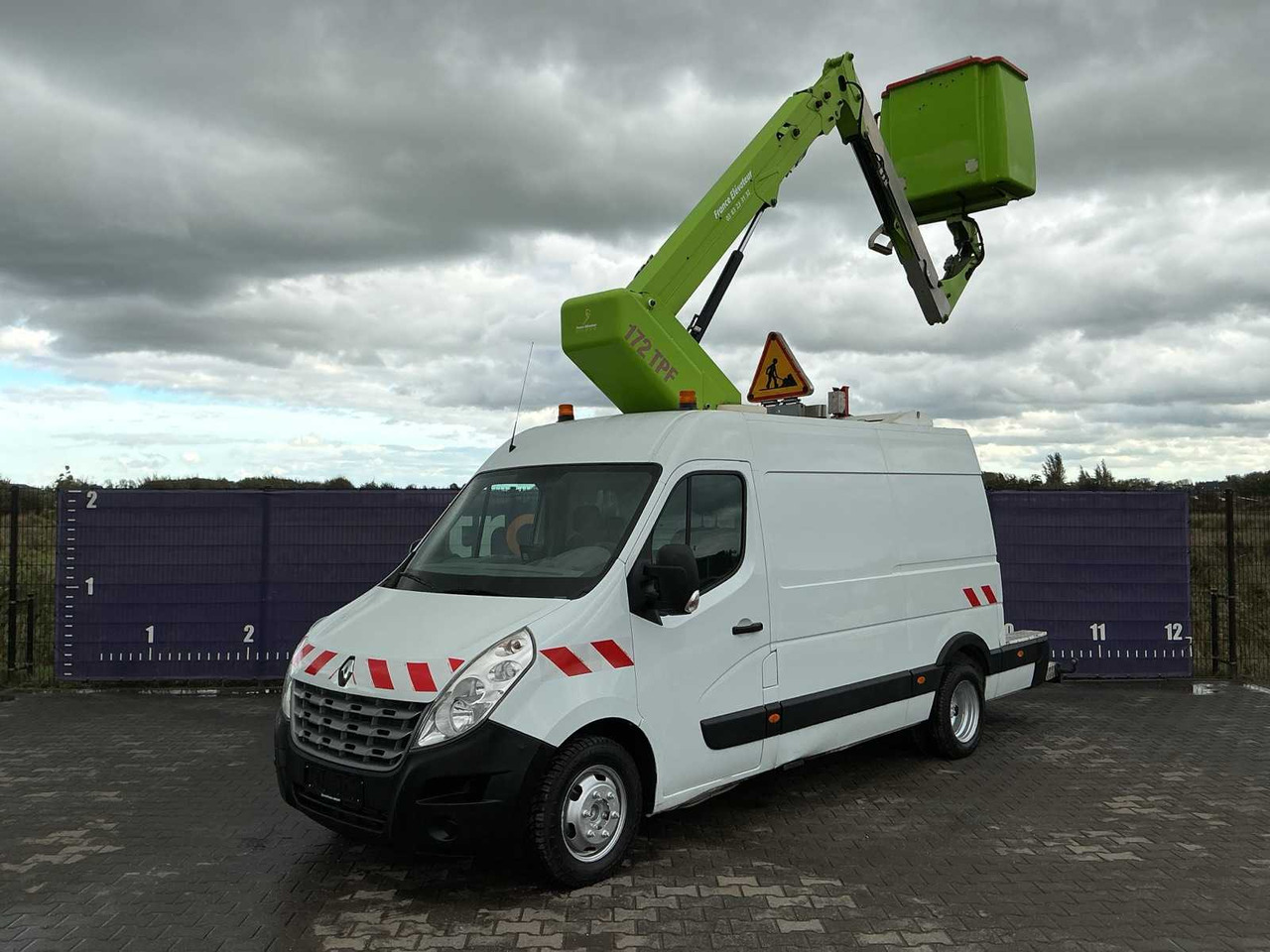 2012 - RENAULT - MASTER - T45 2.3 DCI L3H2 - COMMERCIAL VEHICLE/TRUCK-MOUNTED PLATFORM 17M - Komercauto: foto 5 2012 - RENAULT - MASTER - T45 2.3 DCI L3H2 - COMMERCIAL VEHICLE/TRUCK-MOUNTED PLATFORM 17M - Komercauto: foto 5