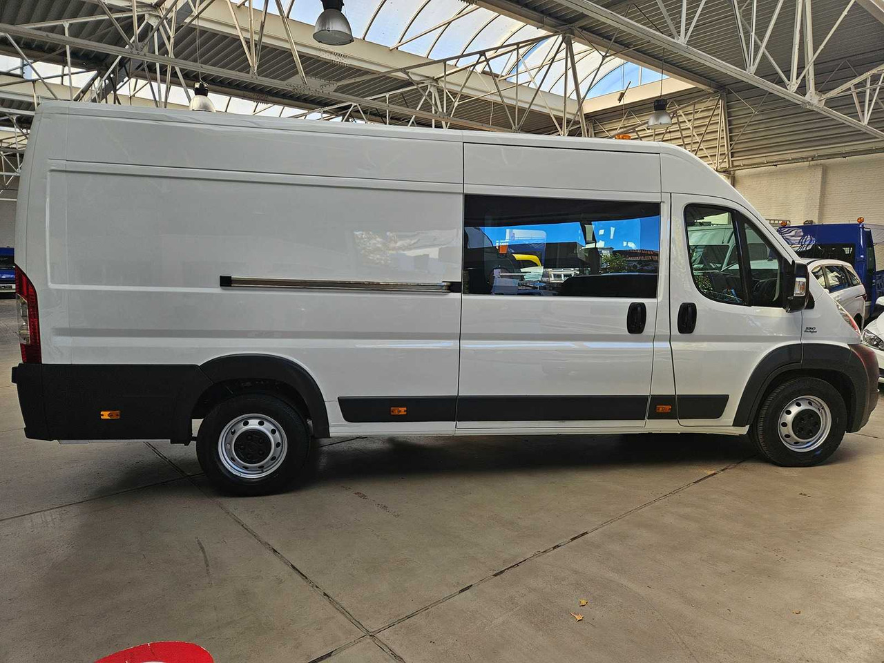 Komercauto 2013 FIAT DUCATO - DOUBLE CAB !! 52,000KM!!: foto 9 Komercauto 2013 FIAT DUCATO - DOUBLE CAB !! 52,000KM!!: foto 9