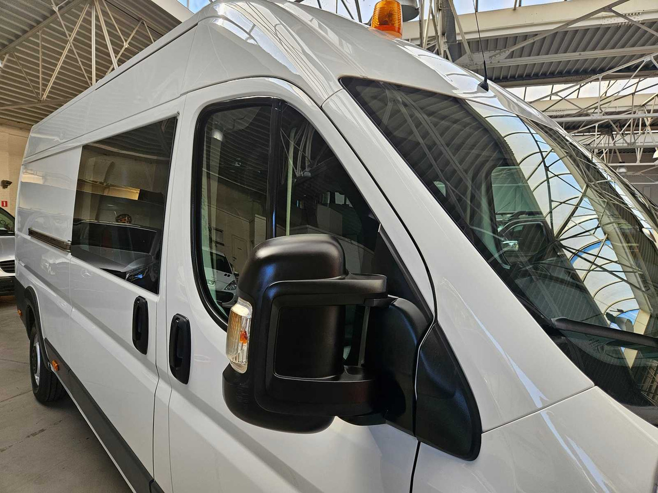 Komercauto 2013 FIAT DUCATO - DOUBLE CAB !! 52,000KM!!: foto 10 Komercauto 2013 FIAT DUCATO - DOUBLE CAB !! 52,000KM!!: foto 10