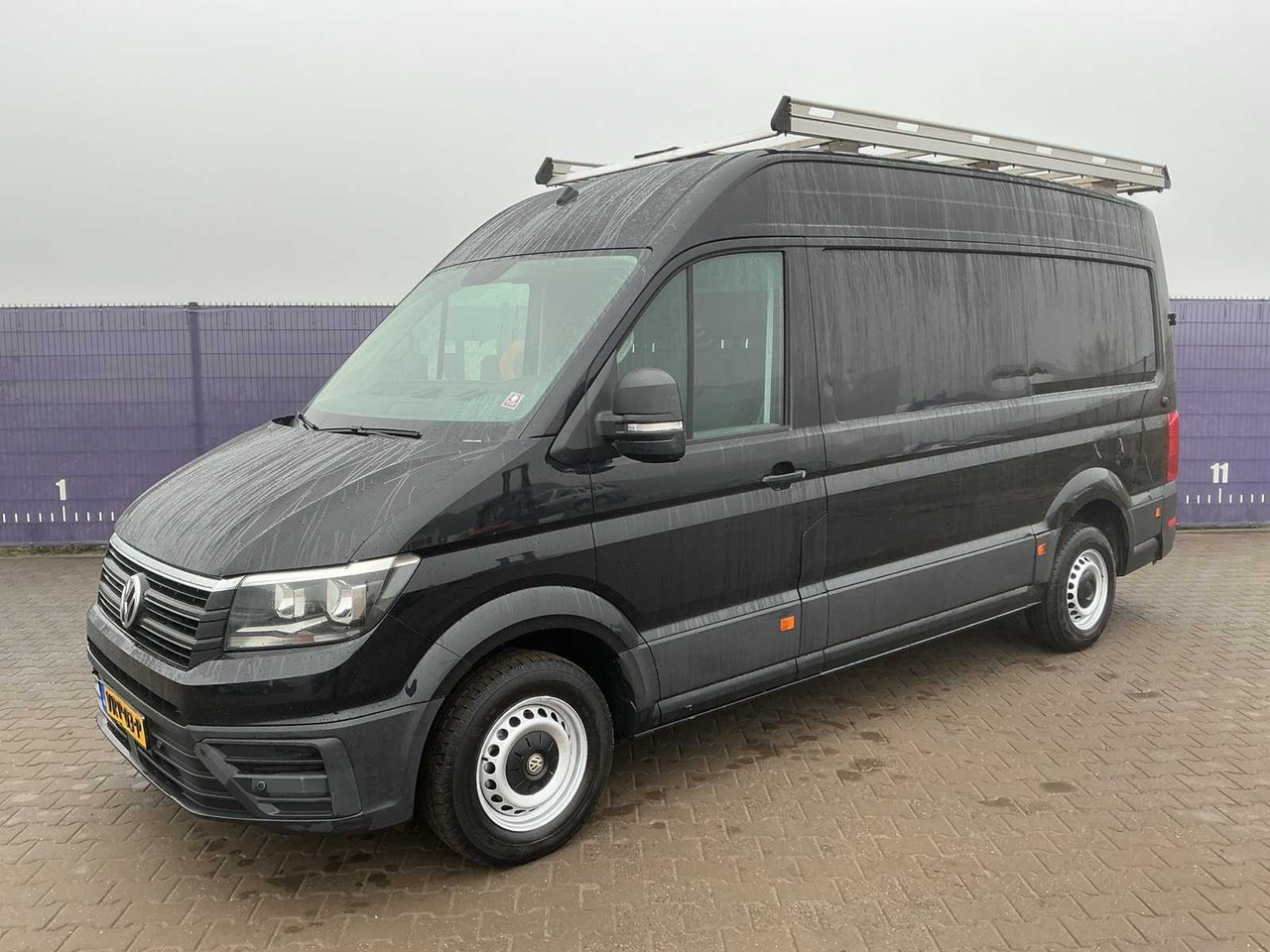2017 - VOLKSWAGEN - CRAFTER - 35 2.0 TDI L3H2 DC - COMMERCIAL VEHICLE - Komercauto: foto 1 2017 - VOLKSWAGEN - CRAFTER - 35 2.0 TDI L3H2 DC - COMMERCIAL VEHICLE - Komercauto: foto 1