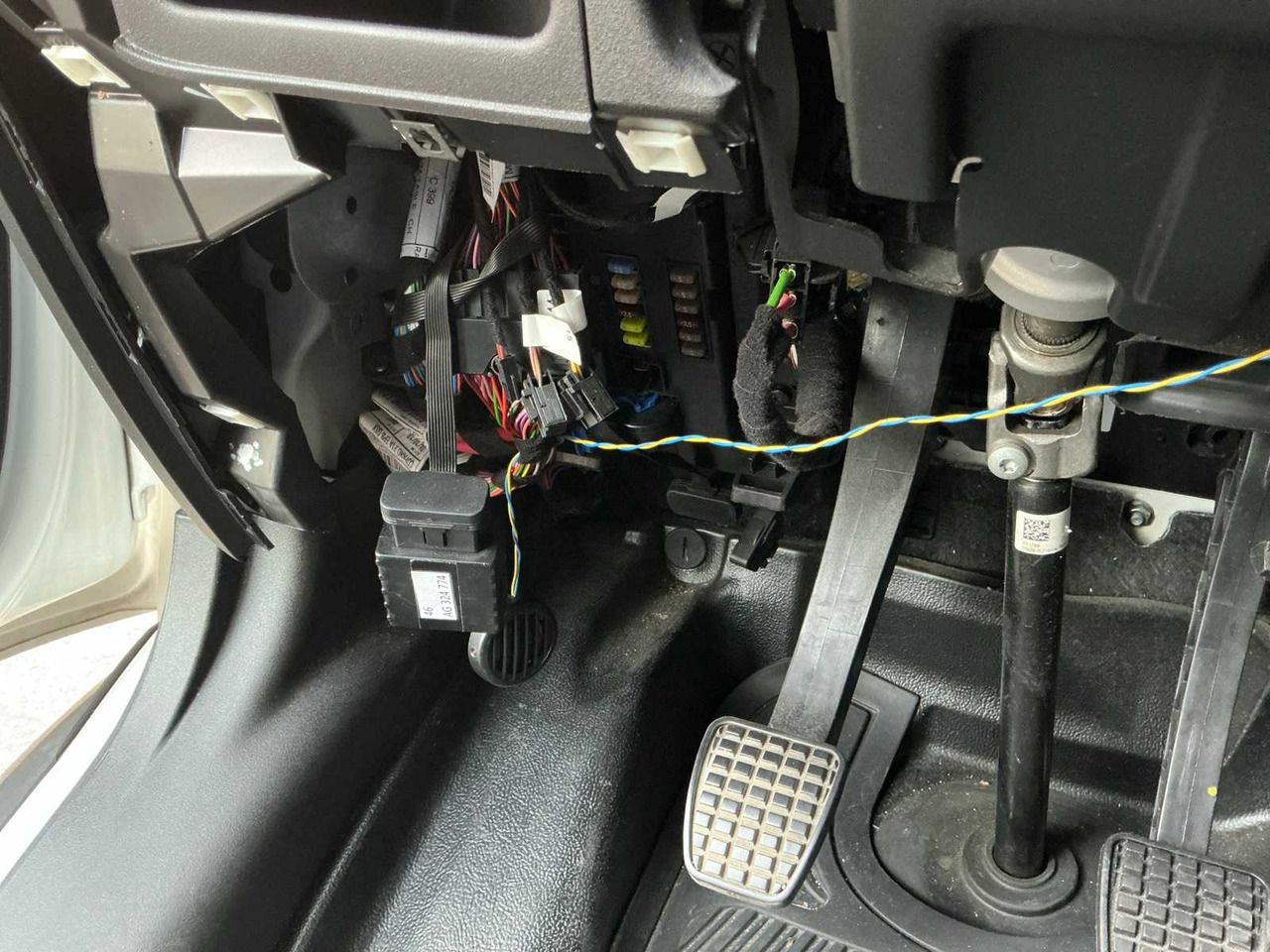 Komercauto 2021 IVECO 355 FLEXBOX VANS: foto 16