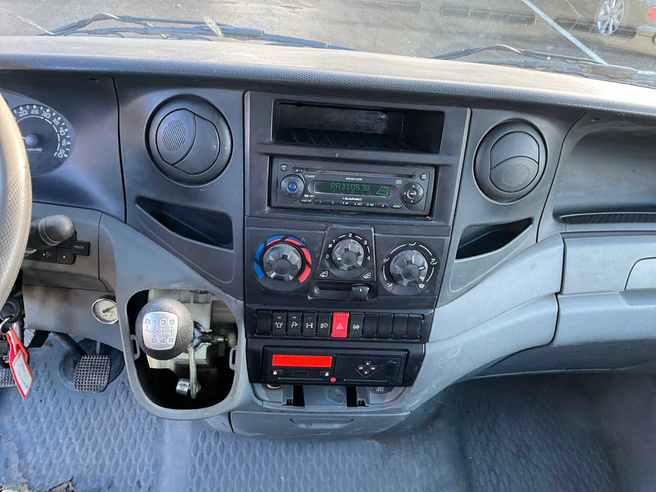 Komercauto COMMERCIAL VEHICLE WITH TRAILER: foto 12