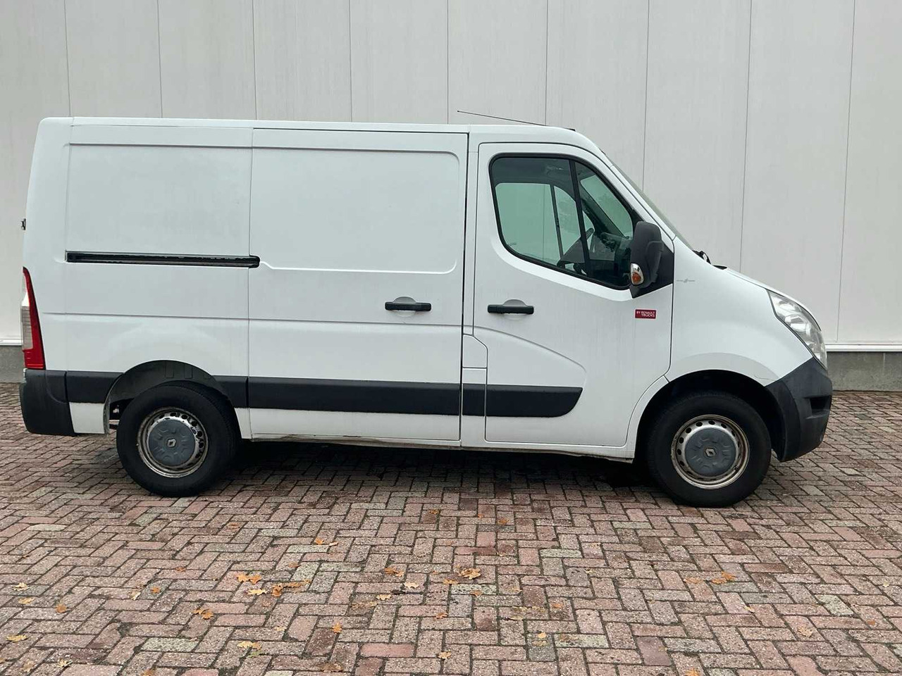 RENAULT MASTER 2015 - Komercauto: foto 5 RENAULT MASTER 2015 - Komercauto: foto 5