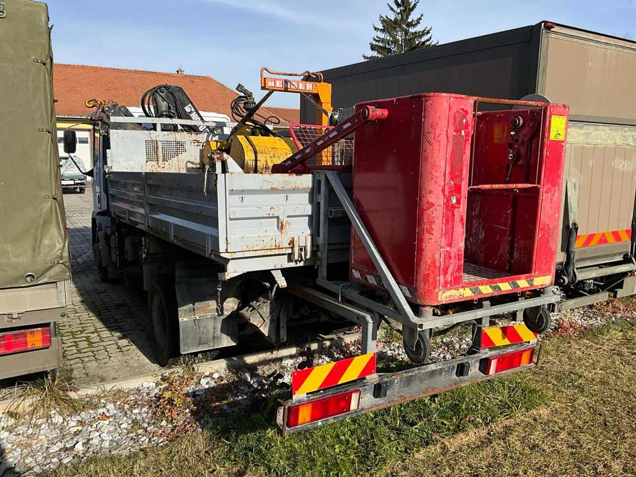 1995 IVECO 120 E 15 TRUCK WITH CRANE AND ACCESSORIES - Kravas automašīna: foto 5 1995 IVECO 120 E 15 TRUCK WITH CRANE AND ACCESSORIES - Kravas automašīna: foto 5
