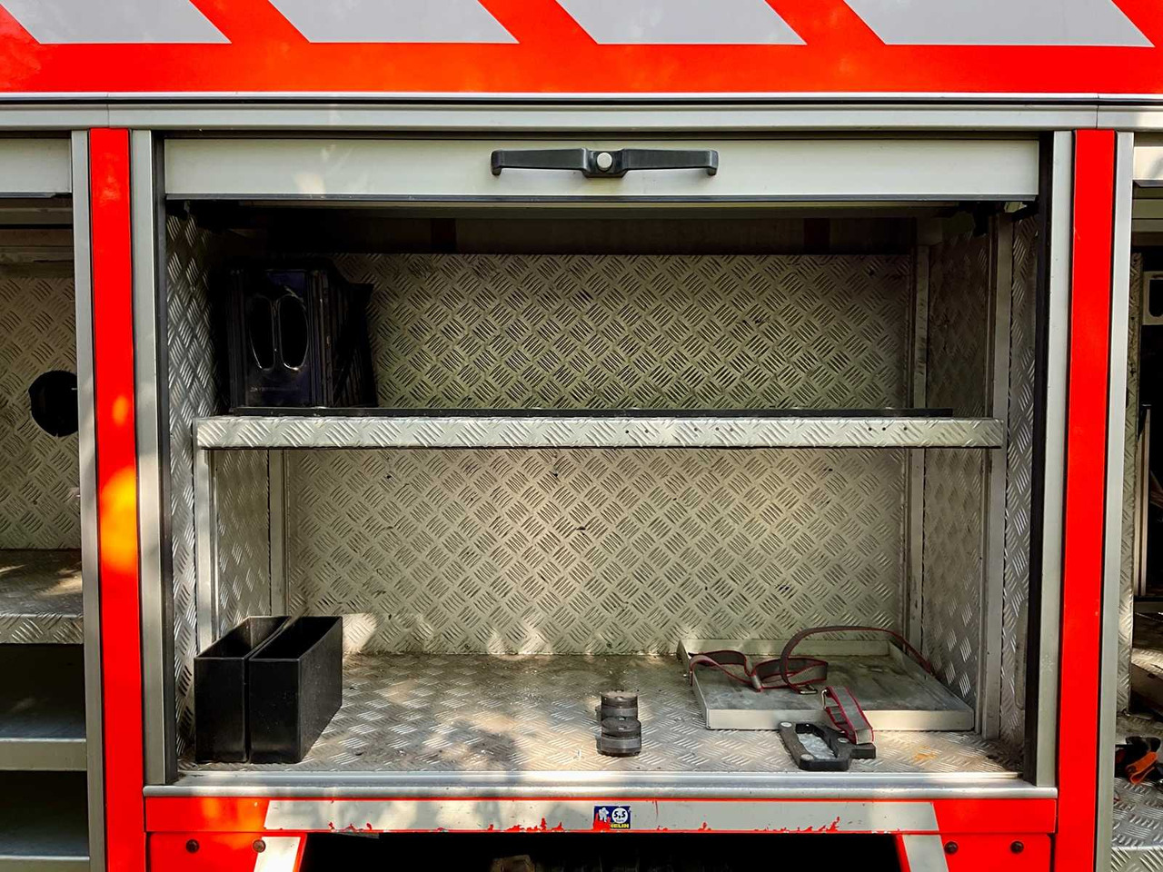 Kravas automašīna 1997 MERCEDES-BENZ ATEGO FIRE TRUCK FIRE BRIGADE: foto 25 Kravas automašīna 1997 MERCEDES-BENZ ATEGO FIRE TRUCK FIRE BRIGADE: foto 25