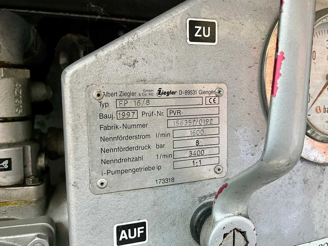 Kravas automašīna 1997 MERCEDES-BENZ ATEGO FIRE TRUCK FIRE BRIGADE: foto 40 Kravas automašīna 1997 MERCEDES-BENZ ATEGO FIRE TRUCK FIRE BRIGADE: foto 40