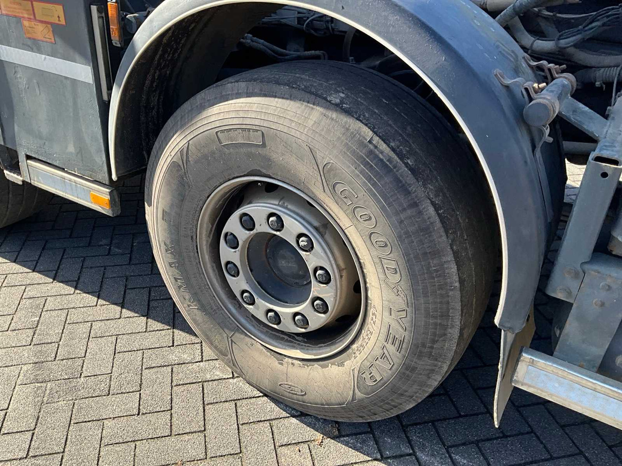 Kravas automašīna 2009 DAF CF 85.460 8X4 TRUCK "30T HOOKLIFT": foto 14 Kravas automašīna 2009 DAF CF 85.460 8X4 TRUCK "30T HOOKLIFT": foto 14