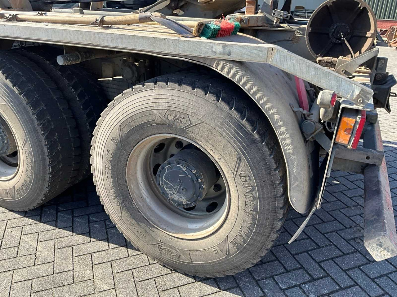 Kravas automašīna 2009 DAF CF 85.460 8X4 TRUCK "30T HOOKLIFT": foto 8 Kravas automašīna 2009 DAF CF 85.460 8X4 TRUCK "30T HOOKLIFT": foto 8