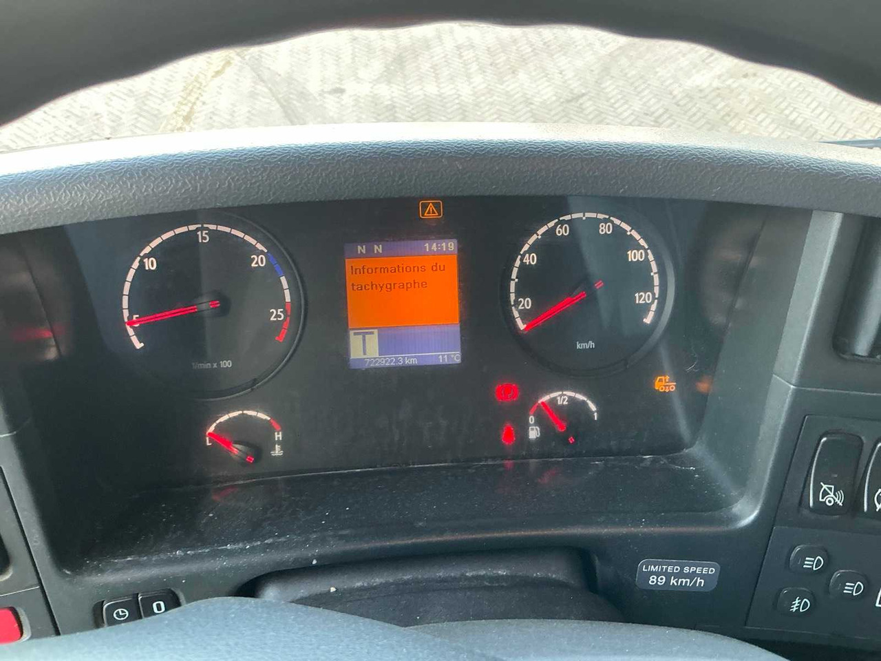 Kravas automašīna 2009 SCANIA R420 TRUCK: foto 18 Kravas automašīna 2009 SCANIA R420 TRUCK: foto 18