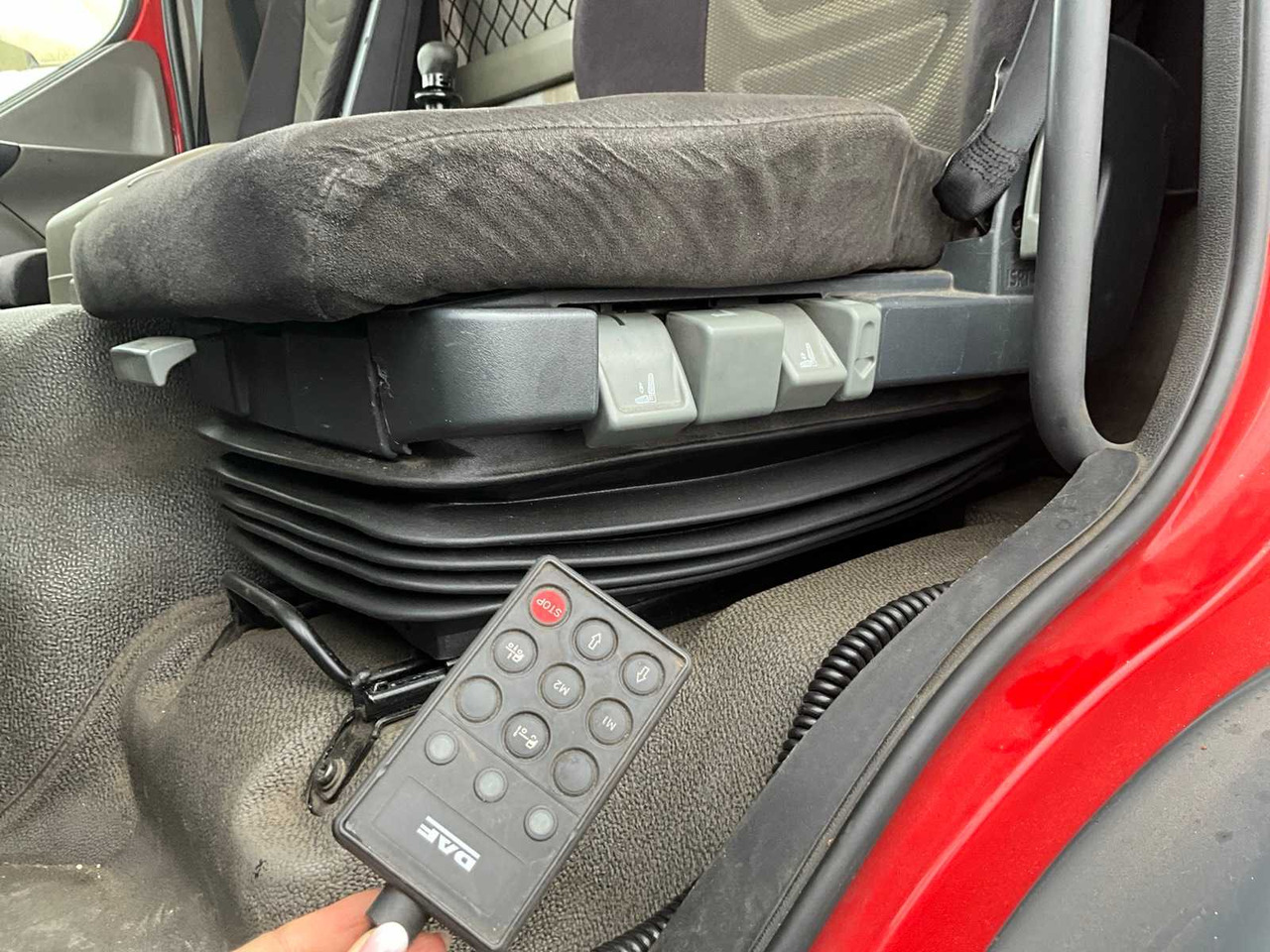 Kravas automašīna 2010 DAF LF 55.250 - HYDRAULIC TAIL LIFT - 183000KM: foto 28