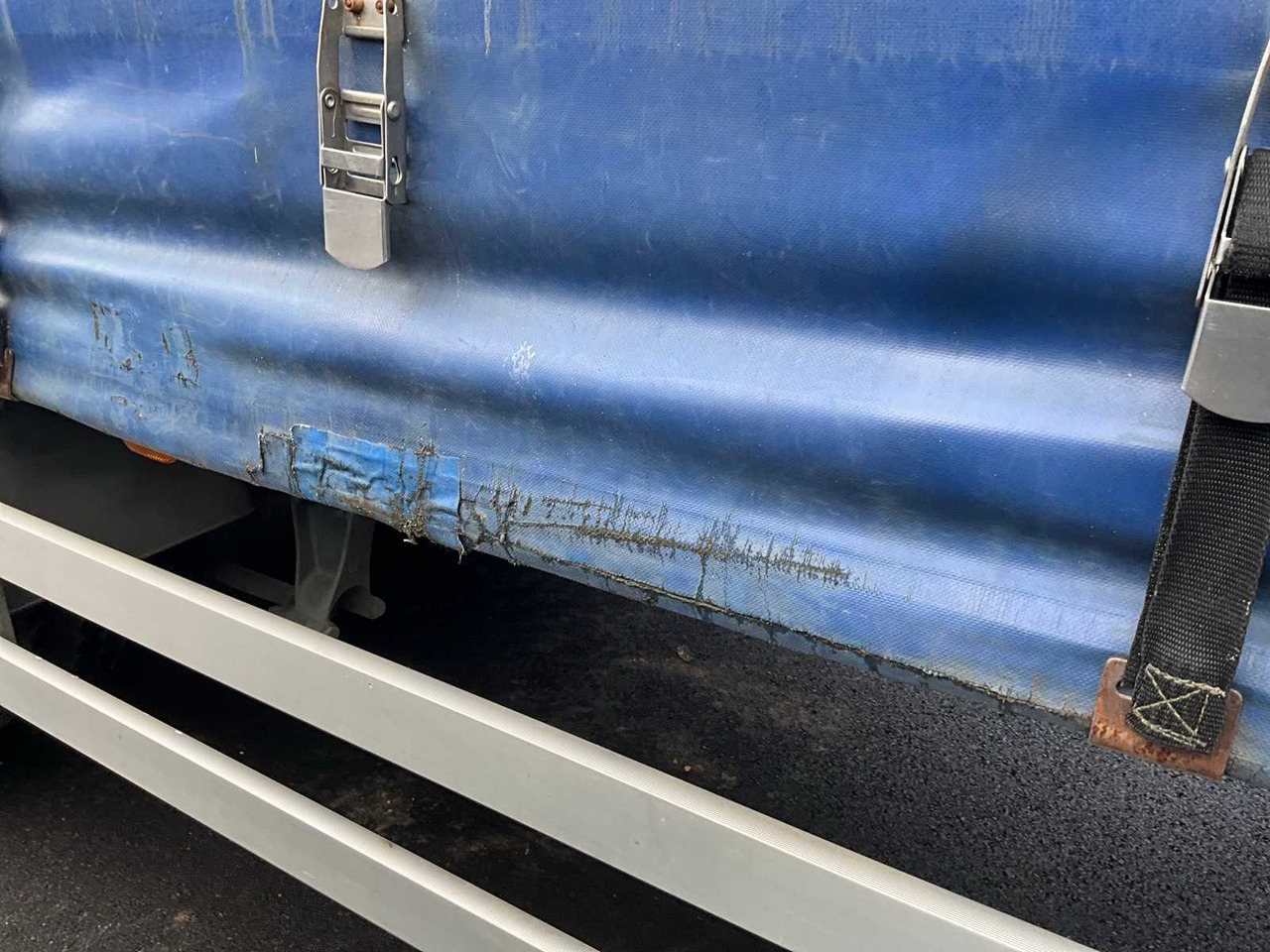 Kravas automašīna 2010 DAF LF 55.250 - HYDRAULIC TAIL LIFT - 183000KM: foto 20