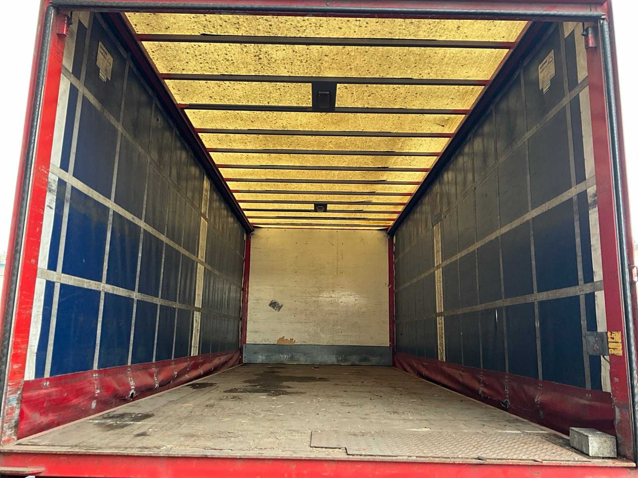 Kravas automašīna 2010 DAF LF 55.250 - HYDRAULIC TAIL LIFT - 183000KM: foto 38