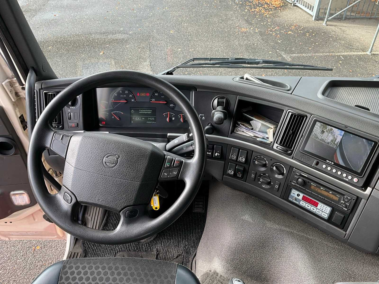 Kravas automašīna 2012 VOLVO FM 13 SEMI-TRAILER TRUCK: foto 8