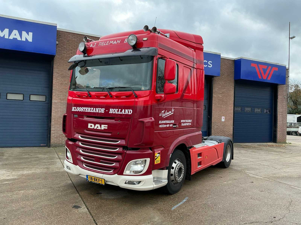 2017 DAF XF440FT SEMI-TRAILER TRACTOR - Kravas automašīna: foto 2 2017 DAF XF440FT SEMI-TRAILER TRACTOR - Kravas automašīna: foto 2