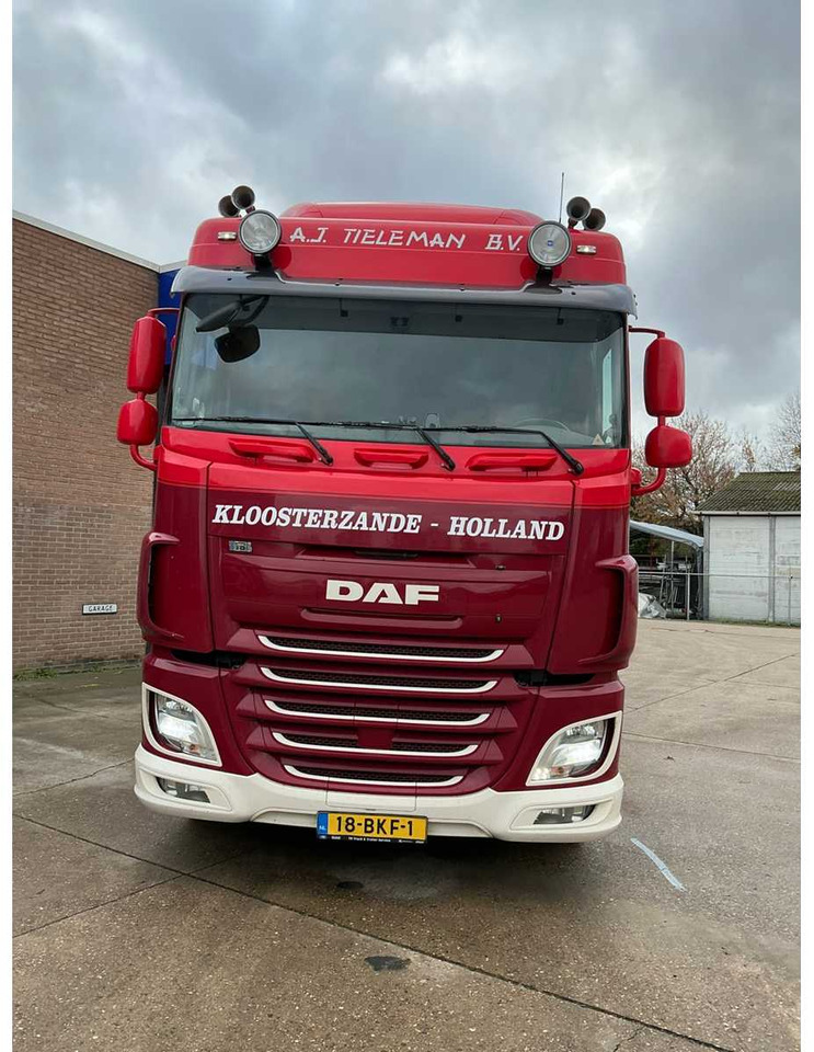 2017 DAF XF440FT SEMI-TRAILER TRACTOR - Kravas automašīna: foto 3 2017 DAF XF440FT SEMI-TRAILER TRACTOR - Kravas automašīna: foto 3