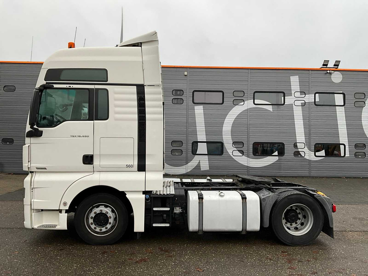 2018 MAN TGX 18.460 4X2 EURO6 TRUCK - Kravas automašīna: foto 2 2018 MAN TGX 18.460 4X2 EURO6 TRUCK - Kravas automašīna: foto 2