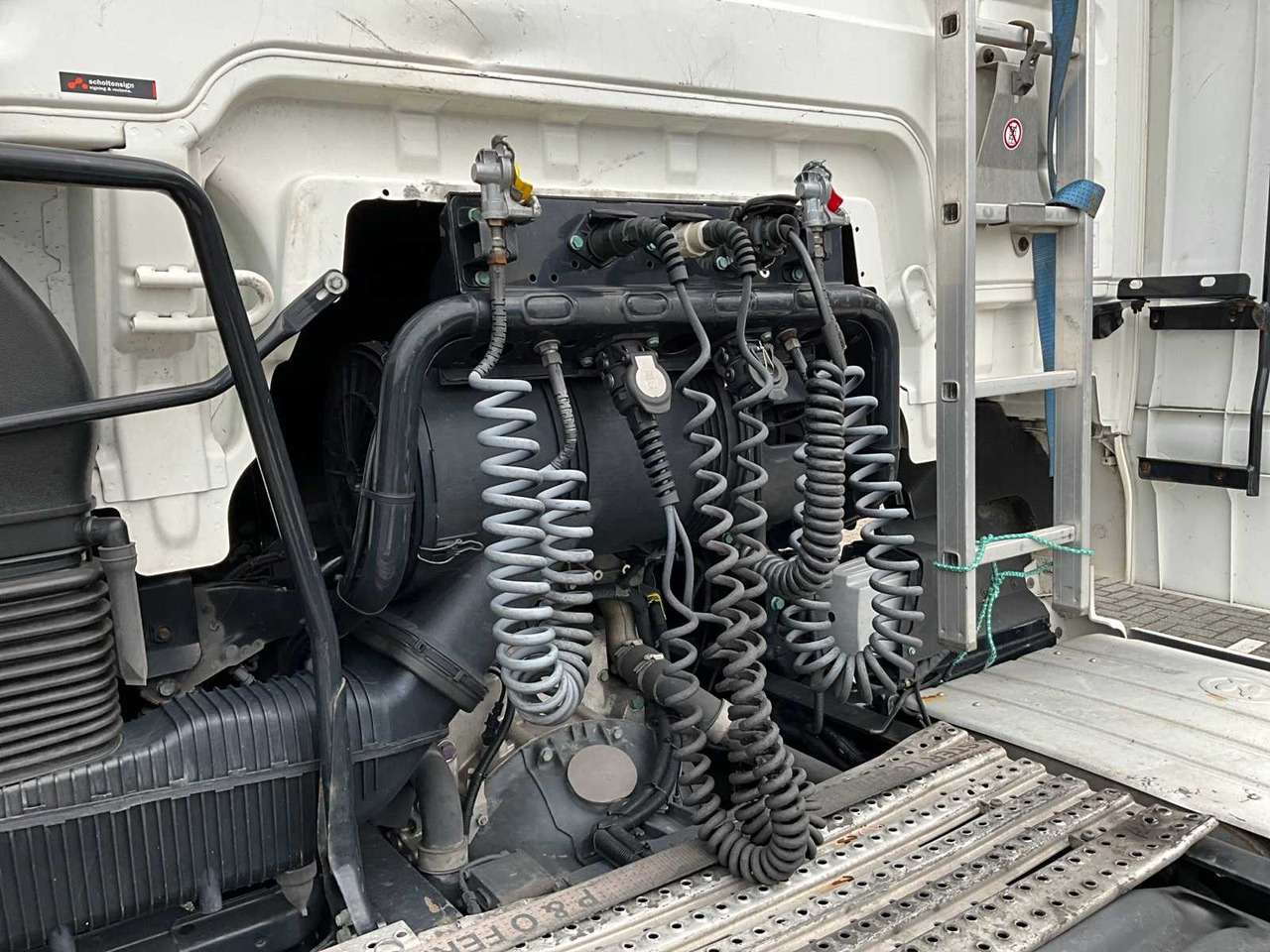 Kravas automašīna 2018 MAN TGX 18.460 4X2 EURO6 TRUCK: foto 15 Kravas automašīna 2018 MAN TGX 18.460 4X2 EURO6 TRUCK: foto 15