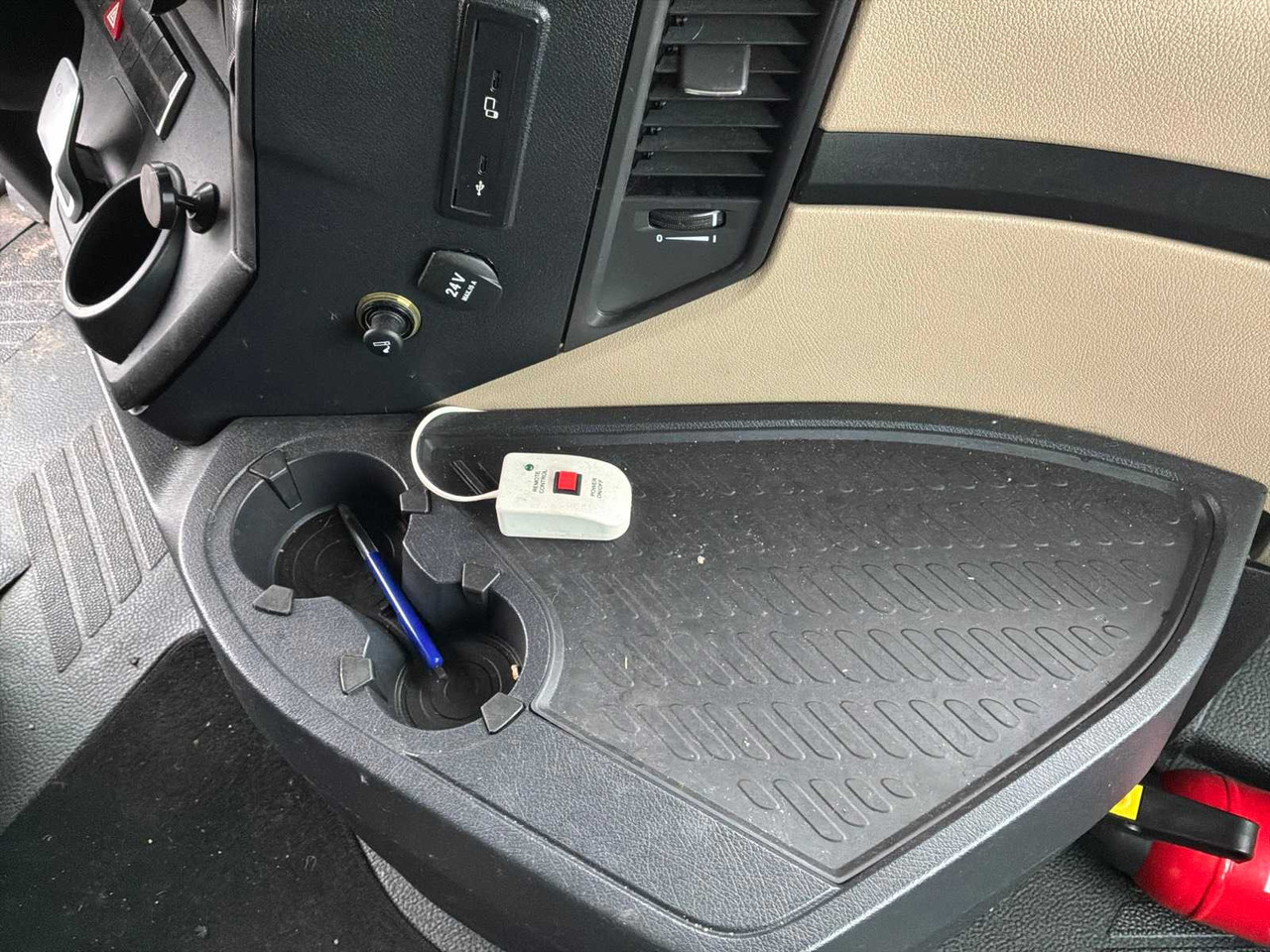 Kravas automašīna 2019 MERCEDES-BENZ ACTROS SEMI-TRAILER TRACTOR 85-BTF-7: foto 9