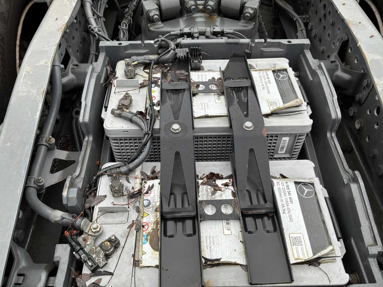 Kravas automašīna 2019 MERCEDES-BENZ ACTROS SEMI-TRAILER TRACTOR 85-BTF-7: foto 33