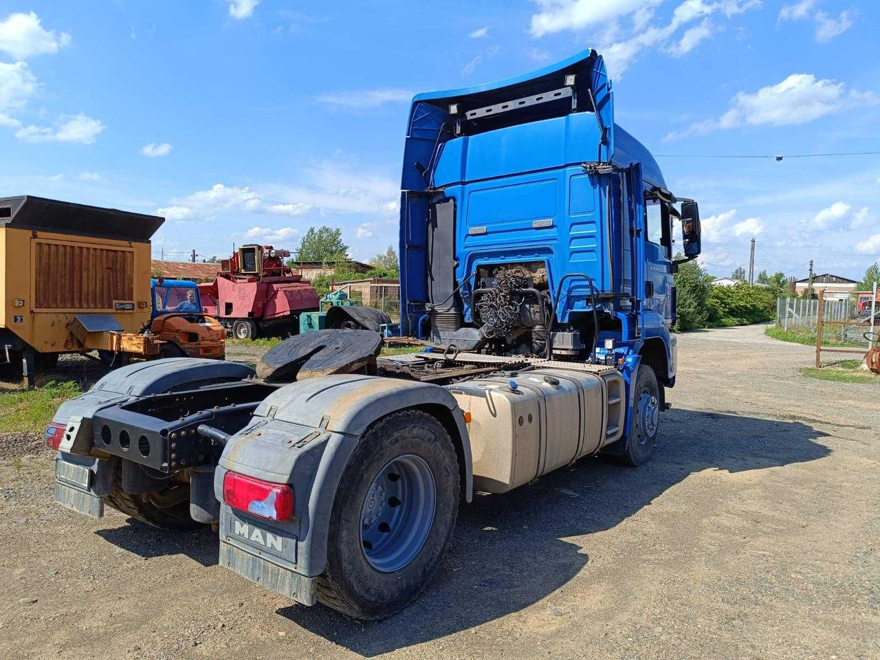 MAN - TGS 18.400 4X4 BBS - TRUCK - 2010 - Kravas automašīna: foto 4 MAN - TGS 18.400 4X4 BBS - TRUCK - 2010 - Kravas automašīna: foto 4
