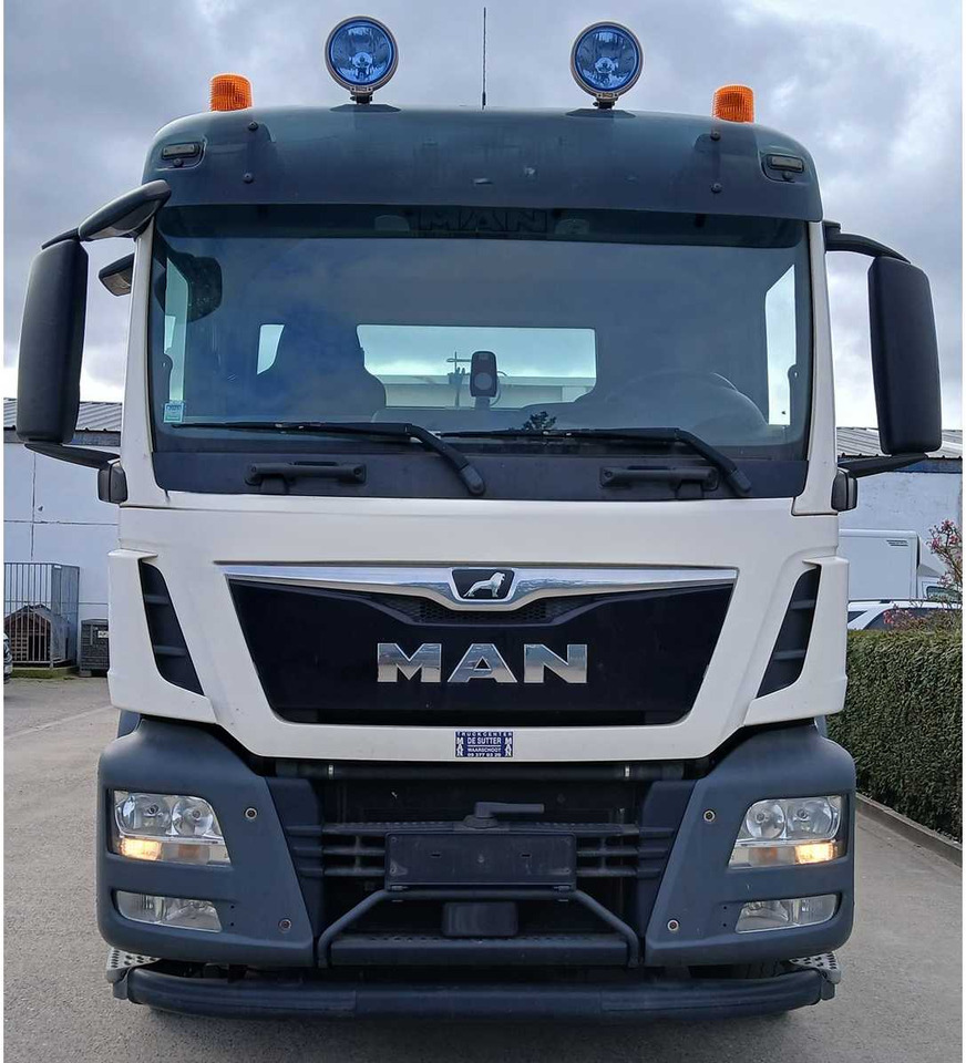 MAN TGS WITH KWB TRAILER AND HIAB XS LOADER CRANE - 2017 - Kravas automašīna: foto 2 MAN TGS WITH KWB TRAILER AND HIAB XS LOADER CRANE - 2017 - Kravas automašīna: foto 2