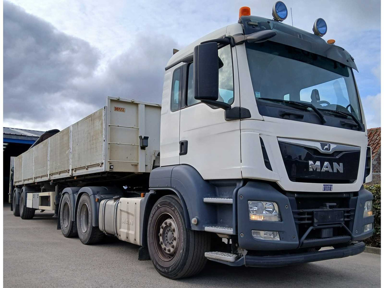 MAN TGS WITH KWB TRAILER AND HIAB XS LOADER CRANE - 2017 - Kravas automašīna: foto 3 MAN TGS WITH KWB TRAILER AND HIAB XS LOADER CRANE - 2017 - Kravas automašīna: foto 3