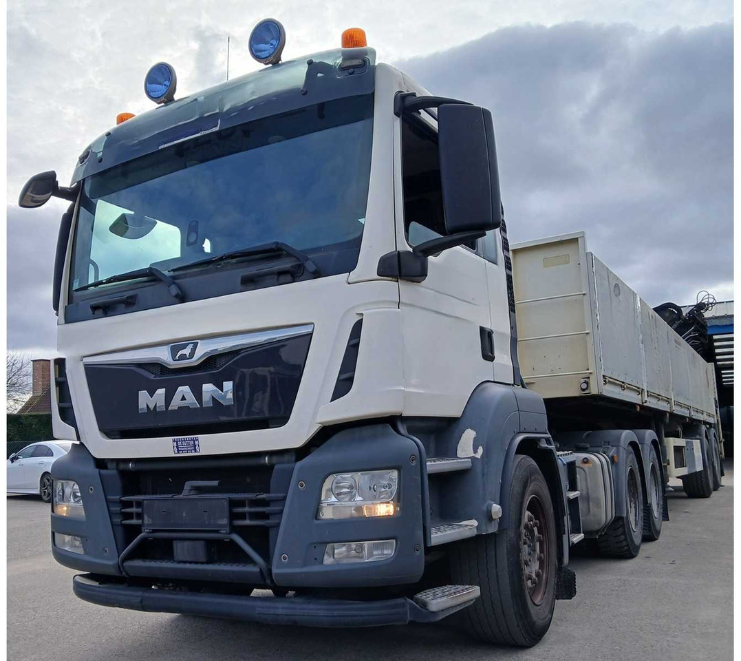 MAN TGS WITH KWB TRAILER AND HIAB XS LOADER CRANE - 2017 - Kravas automašīna: foto 1 MAN TGS WITH KWB TRAILER AND HIAB XS LOADER CRANE - 2017 - Kravas automašīna: foto 1