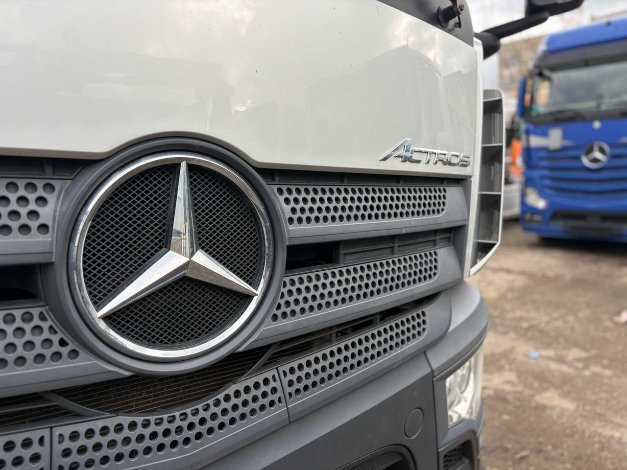 Kravas automašīna MERCEDES-BENZ ACTROS 1843 TRACTOR: foto 19