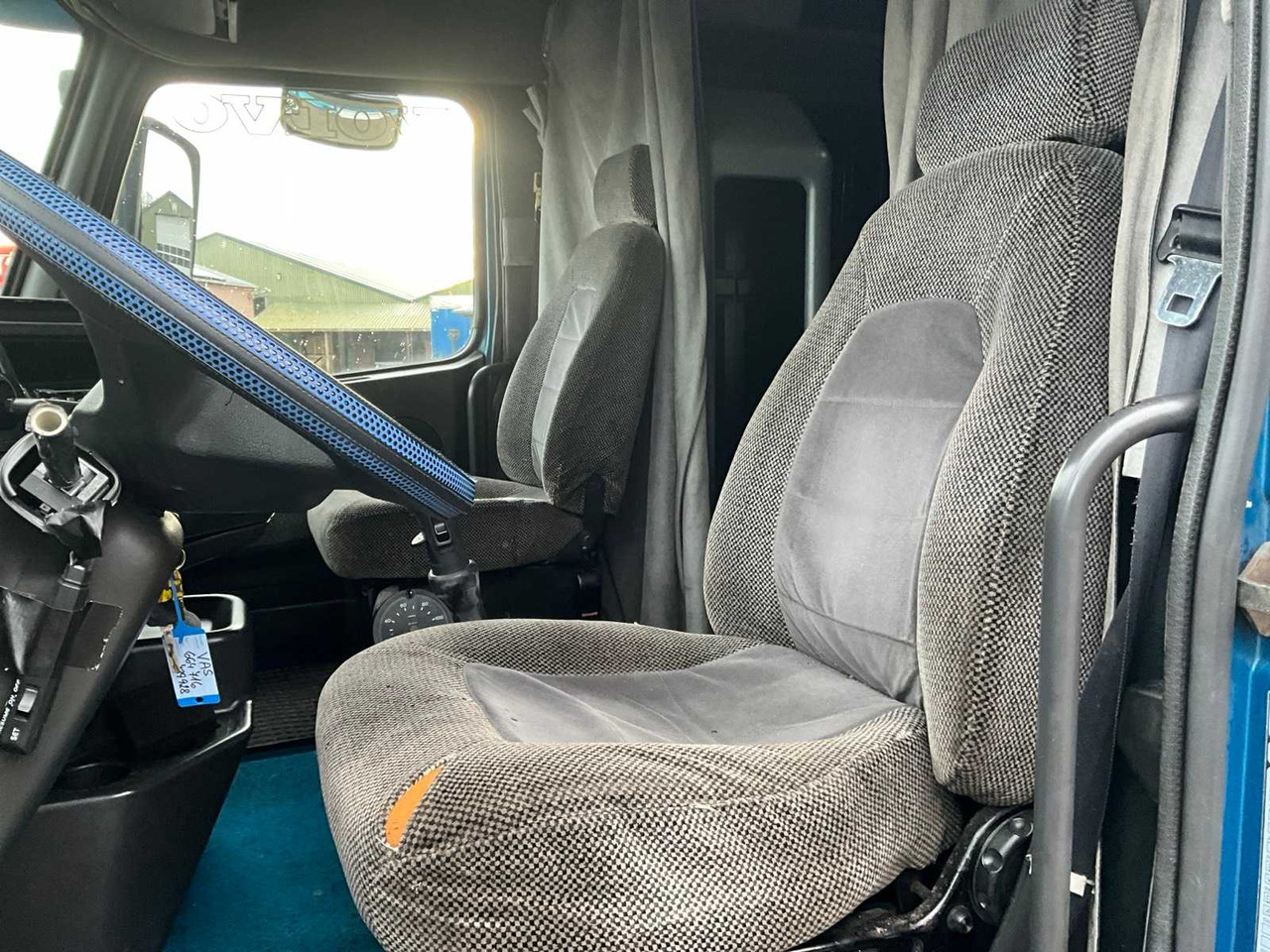 Kravas automašīna VOLVO - NH 12 - TORPEO 610 - TRUCK -1998: foto 18