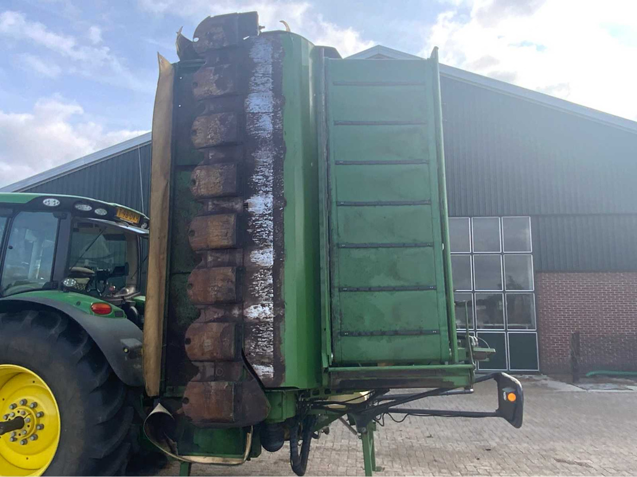 Krone Easycut B 1000 CV C - Pļaujmašīna-smalcinātājs/ Mulčētājs: foto 4 Krone Easycut B 1000 CV C - Pļaujmašīna-smalcinātājs/ Mulčētājs: foto 4