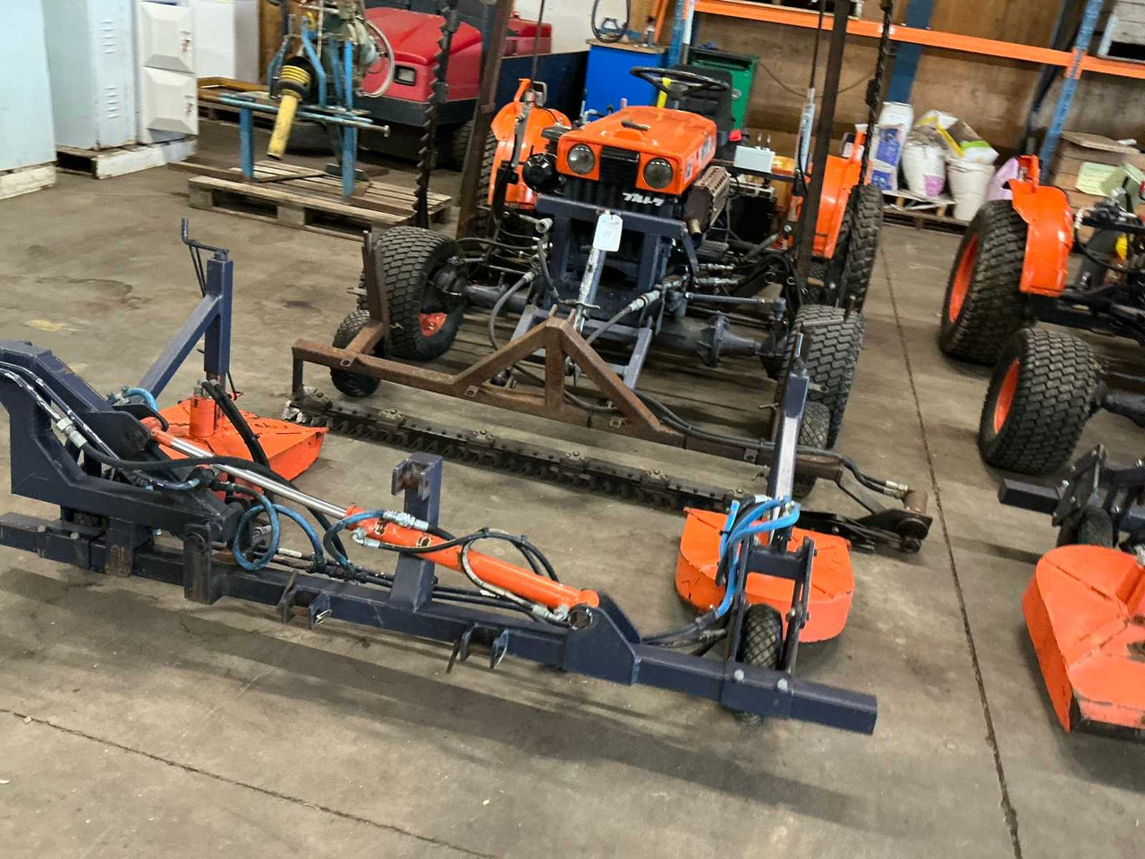 Mini traktors Kubota B7000 4WD: foto 27