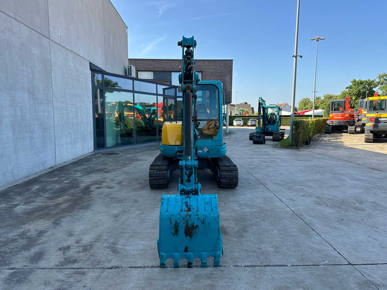 Kubota KX155-3 - Kāpurķēžu ekskavators: foto 2 Kubota KX155-3 - Kāpurķēžu ekskavators: foto 2