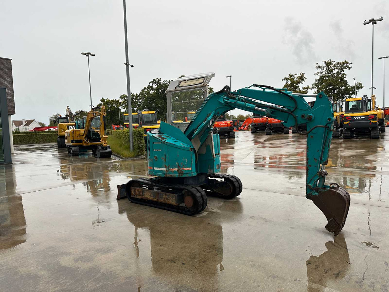 Kubota RX-201 - Kāpurķēžu ekskavators: foto 3 Kubota RX-201 - Kāpurķēžu ekskavators: foto 3