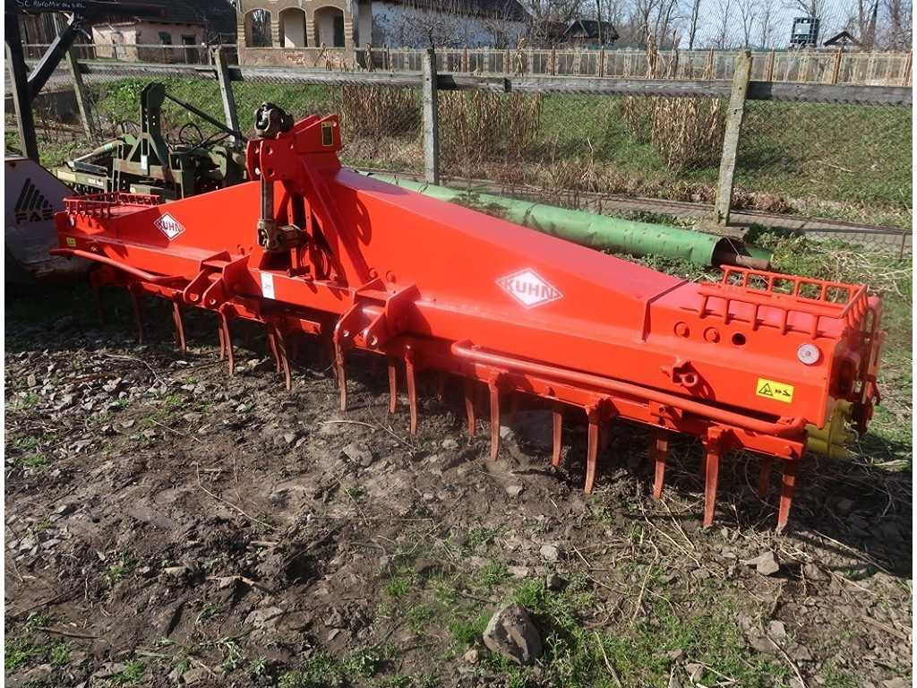 Kuhn - Vertikālā augsnes frēze: foto 1 Kuhn - Vertikālā augsnes frēze: foto 1