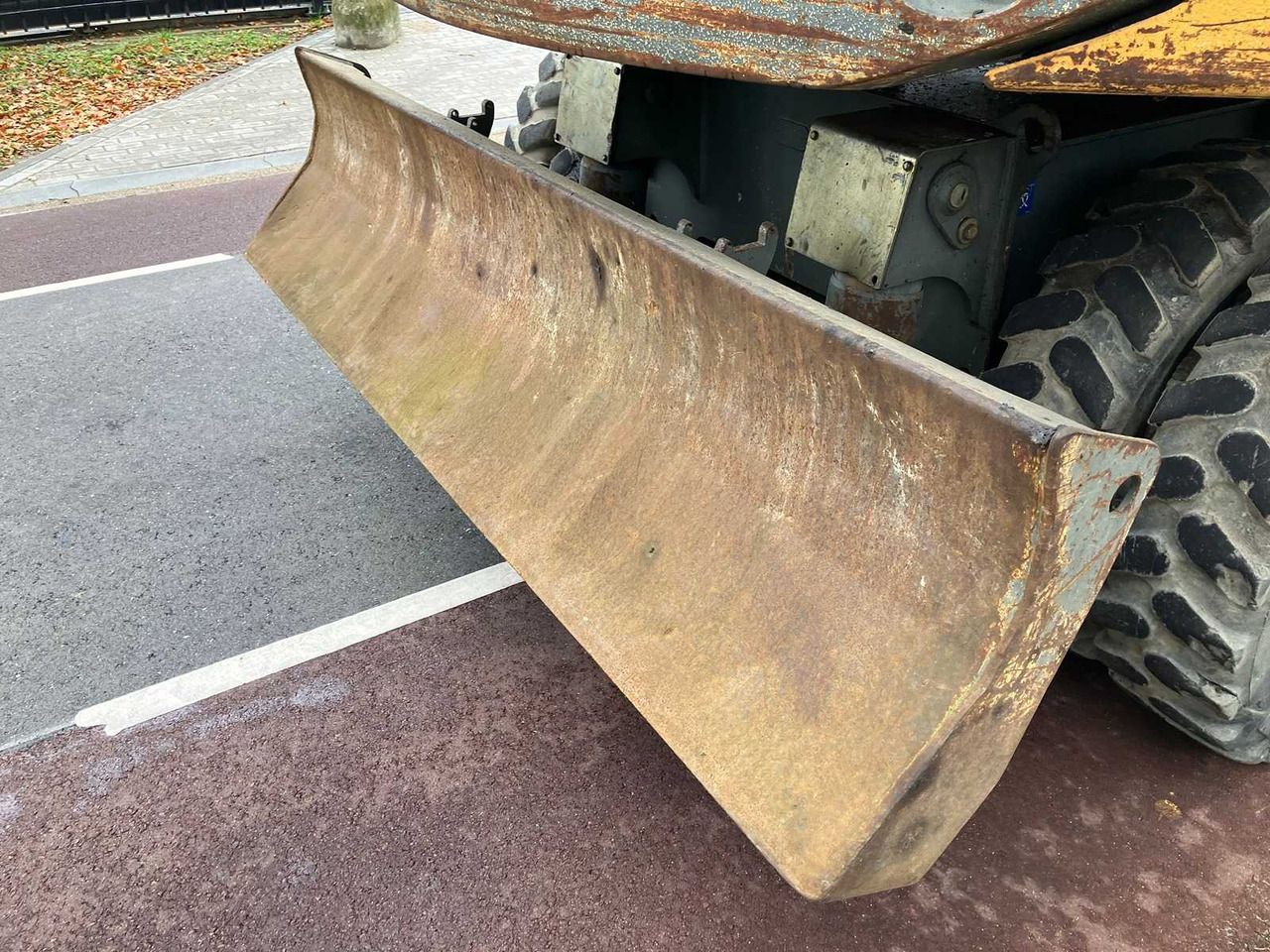 Riteņu ekskavators LIEBHERR - 2008 - A316 LITRONIC - WHEELED EXCAVATOR: foto 13