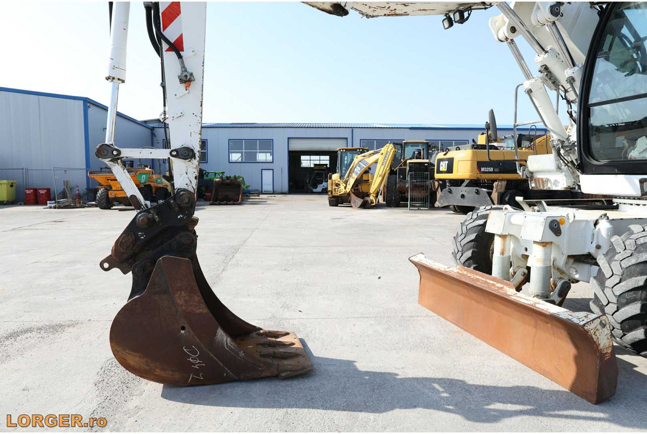 Riteņu ekskavators LIEBHERR A 914 WHEEL EXCAVATOR: foto 6