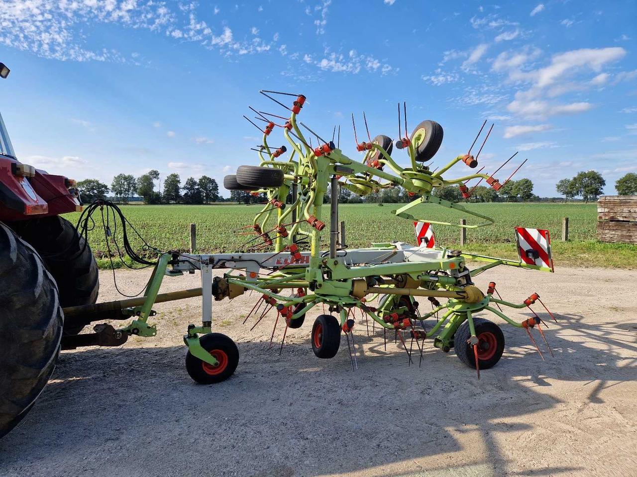 Claas Volto 1050 - Lauksaimniecības tehnika: foto 2 Claas Volto 1050 - Lauksaimniecības tehnika: foto 2