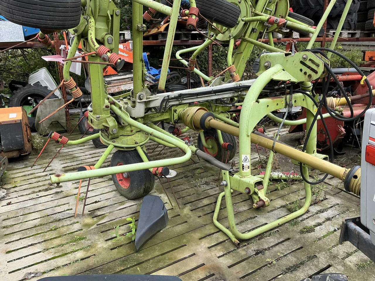 Claas Volto 870 - Lauksaimniecības tehnika: foto 4 Claas Volto 870 - Lauksaimniecības tehnika: foto 4
