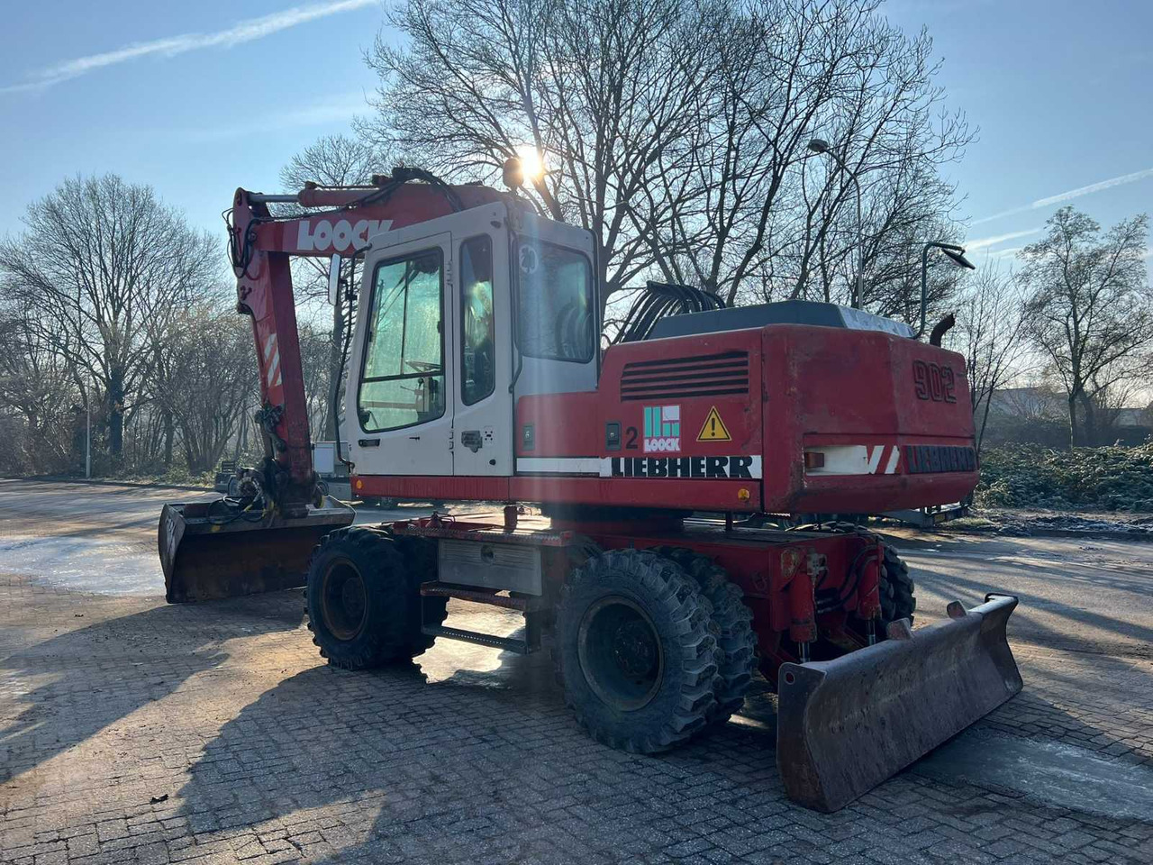 Liebherr A902 - Riteņu ekskavators: foto 3 Liebherr A902 - Riteņu ekskavators: foto 3