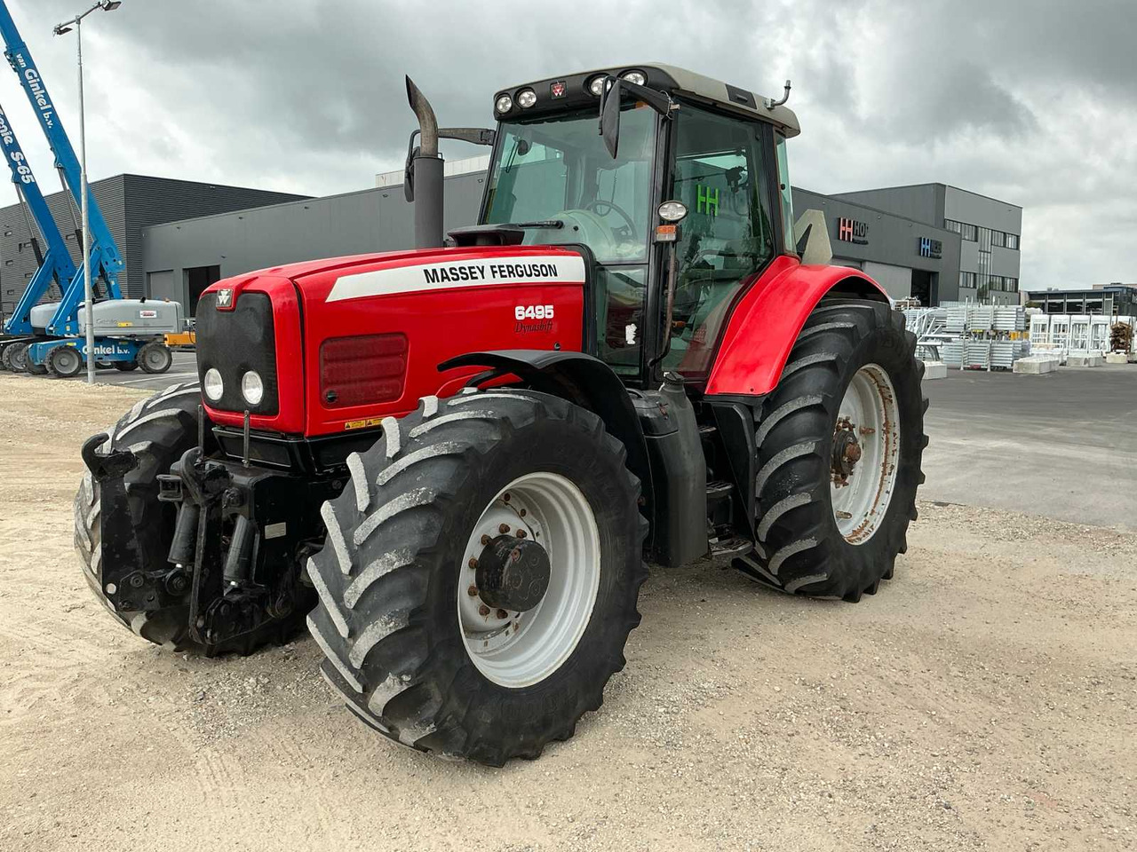Massey Ferguson 6495 Dynashift - Traktors: foto 1 Massey Ferguson 6495 Dynashift - Traktors: foto 1