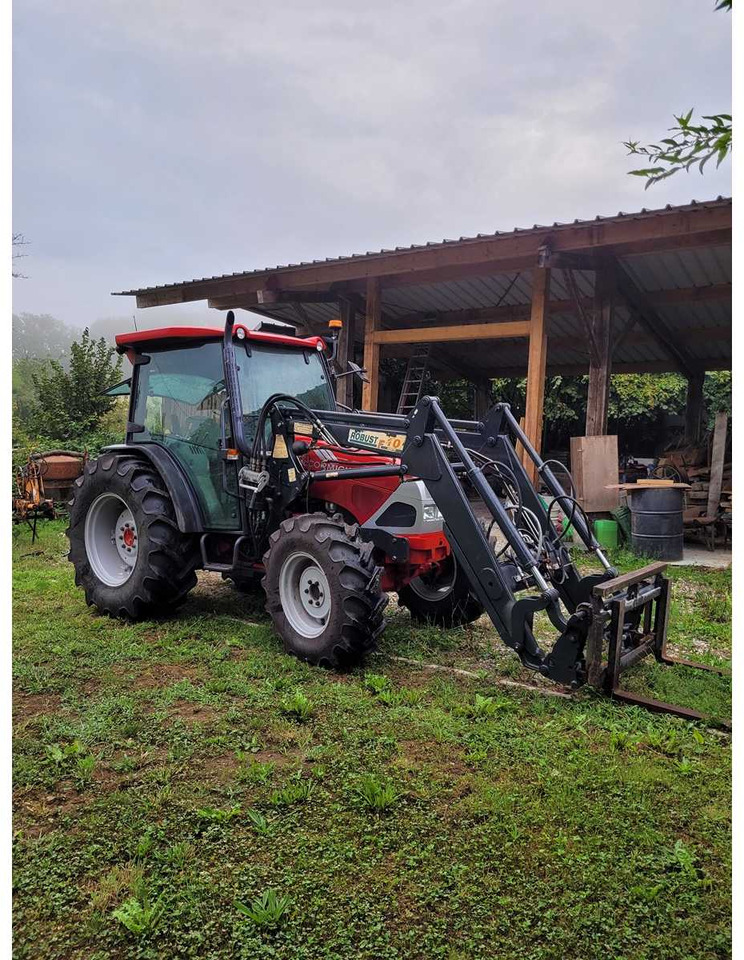 McCORMICK CX75 LE - Komunālais traktors: foto 3 McCORMICK CX75 LE - Komunālais traktors: foto 3