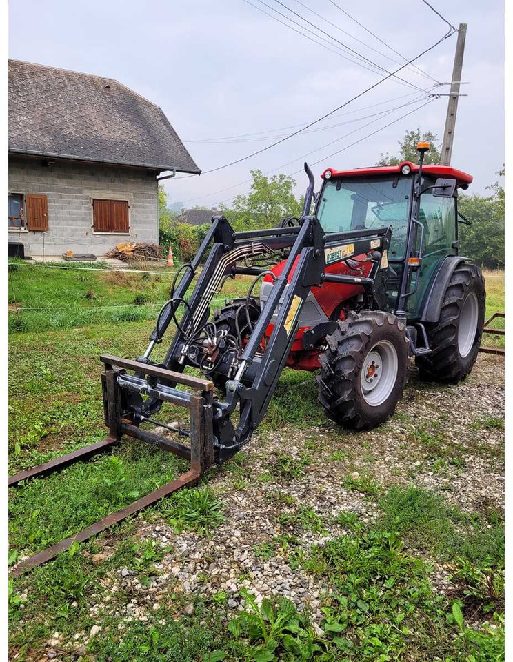 McCORMICK CX75 LE - Komunālais traktors: foto 1 McCORMICK CX75 LE - Komunālais traktors: foto 1