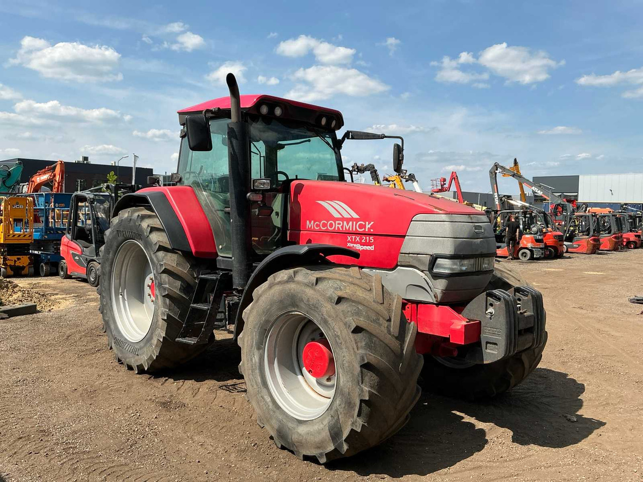 Traktors McCormick XTX215: foto 10