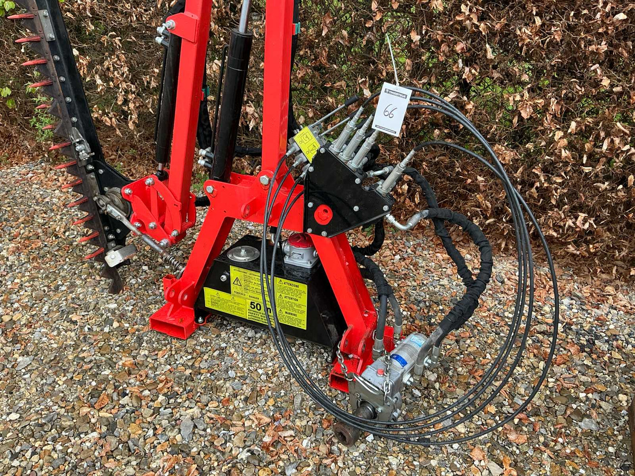Mounted hydraulic hedge trimmer - Dārza tehnika: foto 5 Mounted hydraulic hedge trimmer - Dārza tehnika: foto 5