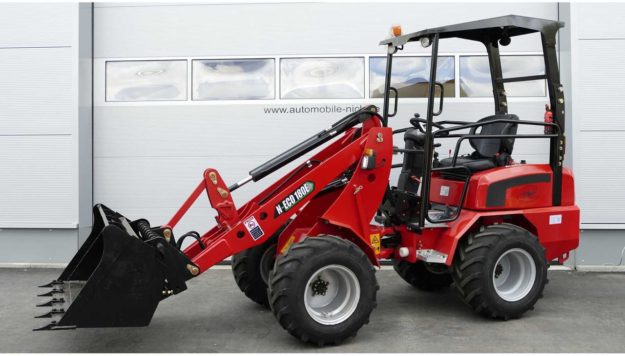 N-Eco 180E - Riteņu iekrāvējs: foto 1 N-Eco 180E - Riteņu iekrāvējs: foto 1
