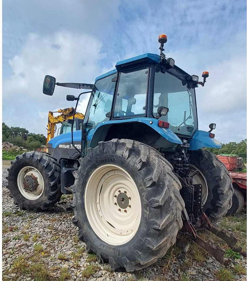 NEW HOLLAND - 2000 - TM150 - 4WD AGRICULTURAL TRACTOR - Traktors: foto 2 NEW HOLLAND - 2000 - TM150 - 4WD AGRICULTURAL TRACTOR - Traktors: foto 2