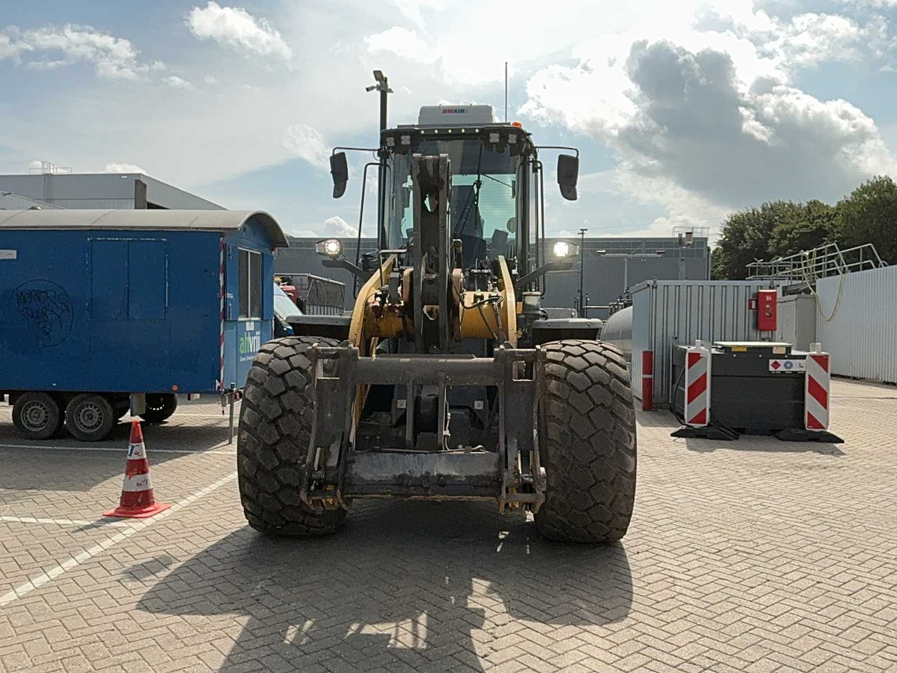 New holland W170D - Riteņu iekrāvējs: foto 3 New holland W170D - Riteņu iekrāvējs: foto 3