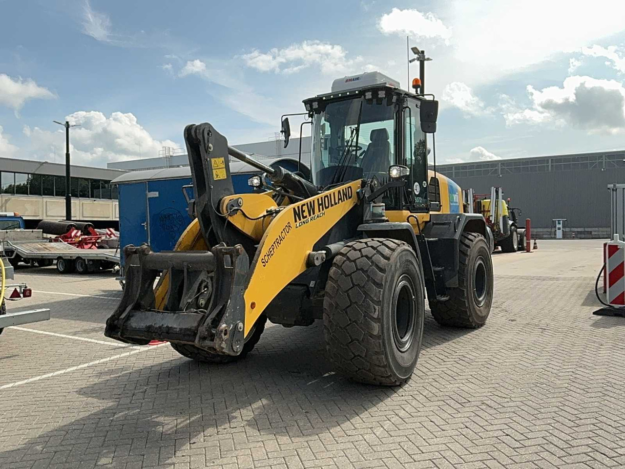 New holland W170D - Riteņu iekrāvējs: foto 2 New holland W170D - Riteņu iekrāvējs: foto 2